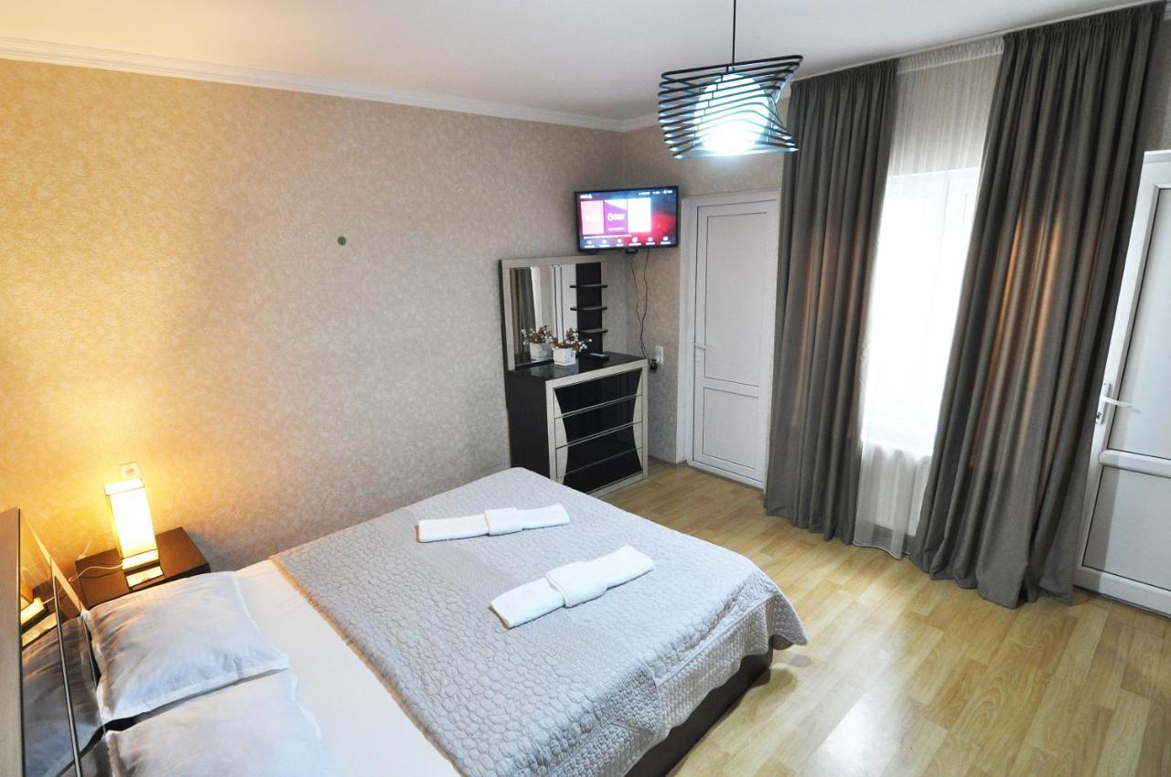 Guesthouse Family Tbilisi Eksteriør billede