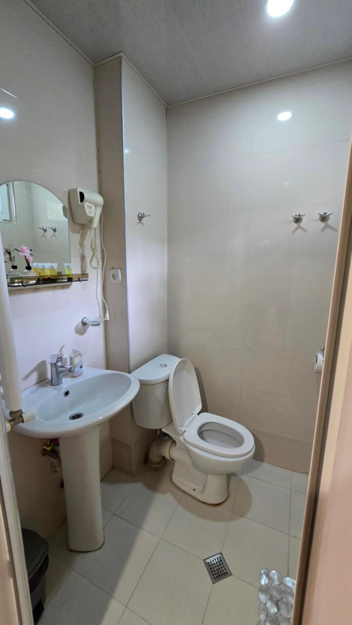 Guesthouse Family Tbilisi Eksteriør billede