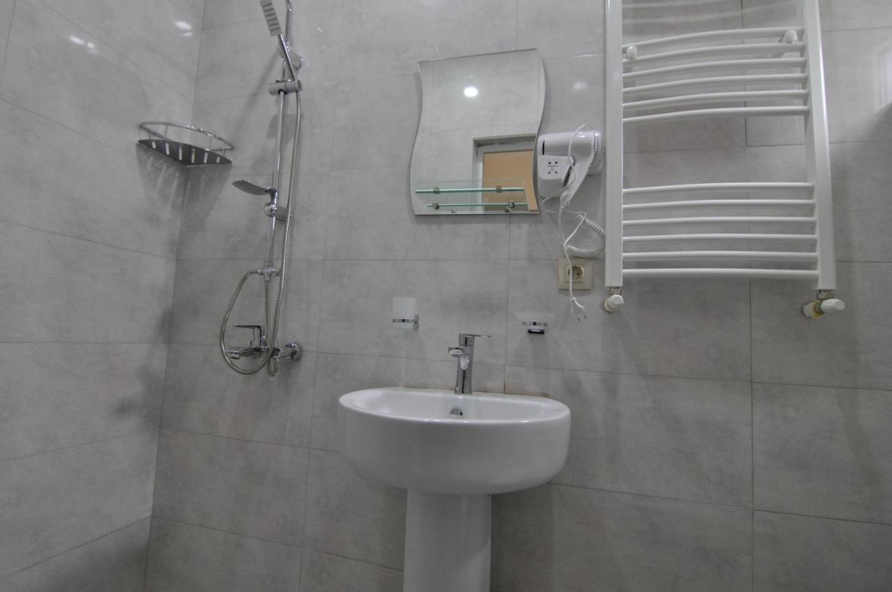 Guesthouse Family Tbilisi Eksteriør billede
